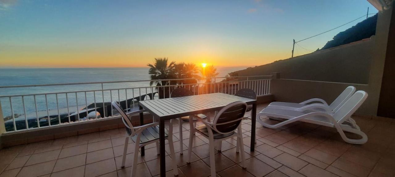 La Muralla Apartamentos Puerto De Naos Bagian luar foto