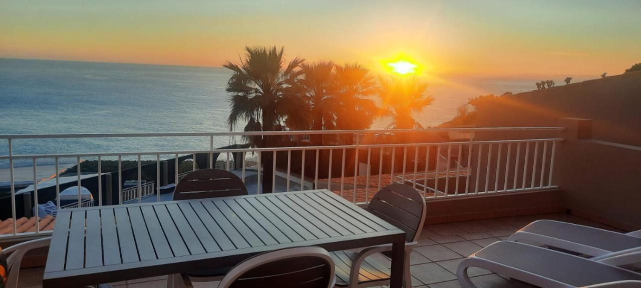 La Muralla Apartamentos Puerto De Naos Bagian luar foto