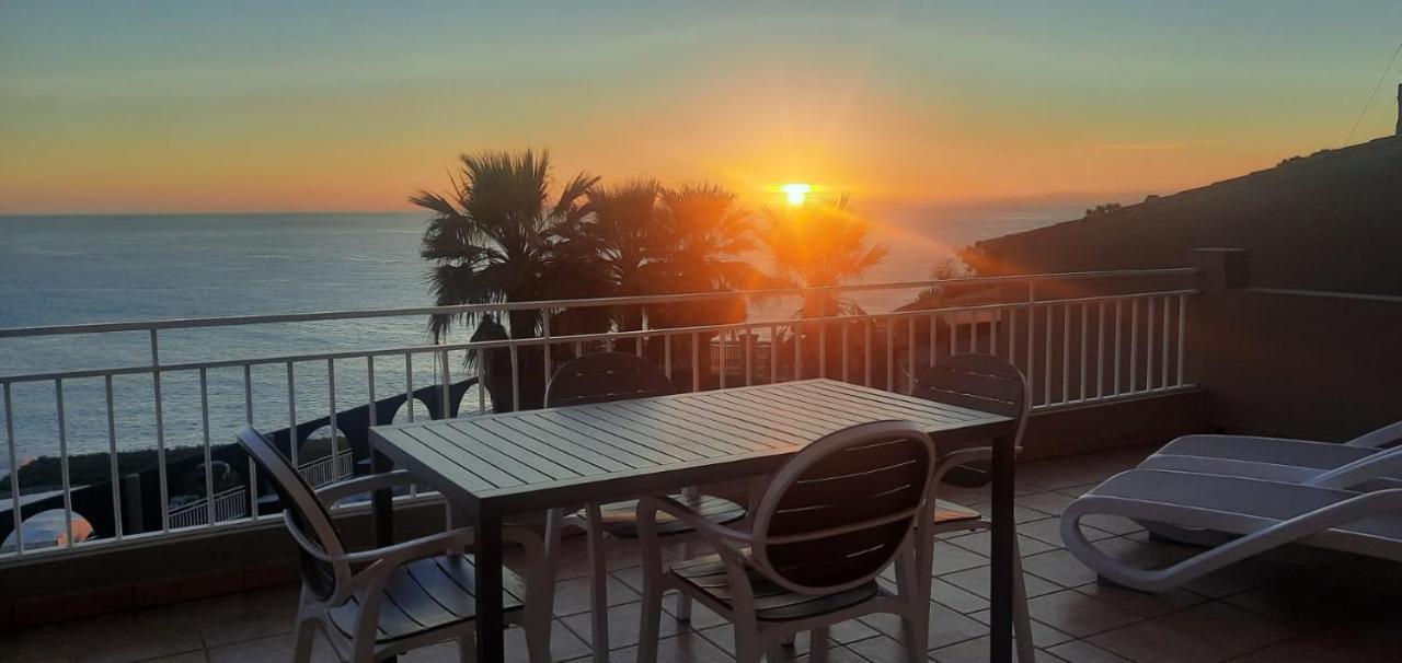 La Muralla Apartamentos Puerto De Naos Bagian luar foto