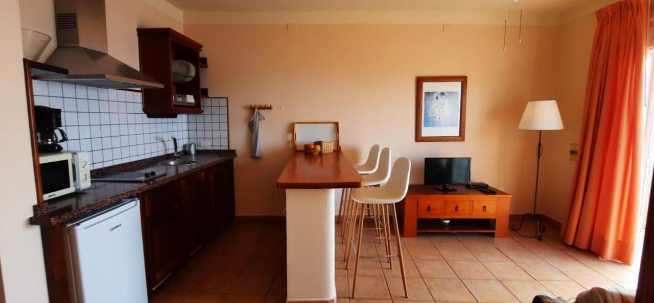 La Muralla Apartamentos Puerto De Naos Bagian luar foto